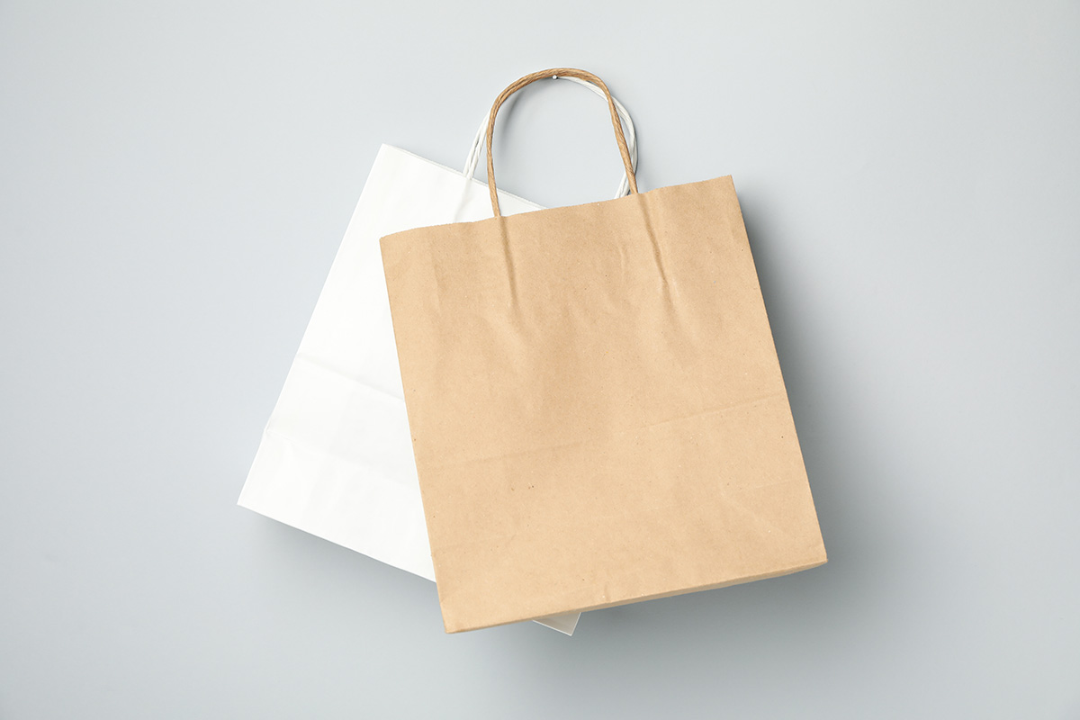 Boutique paper bags - Poly-Pro Packaging - Packaging solutions provider Canadian market